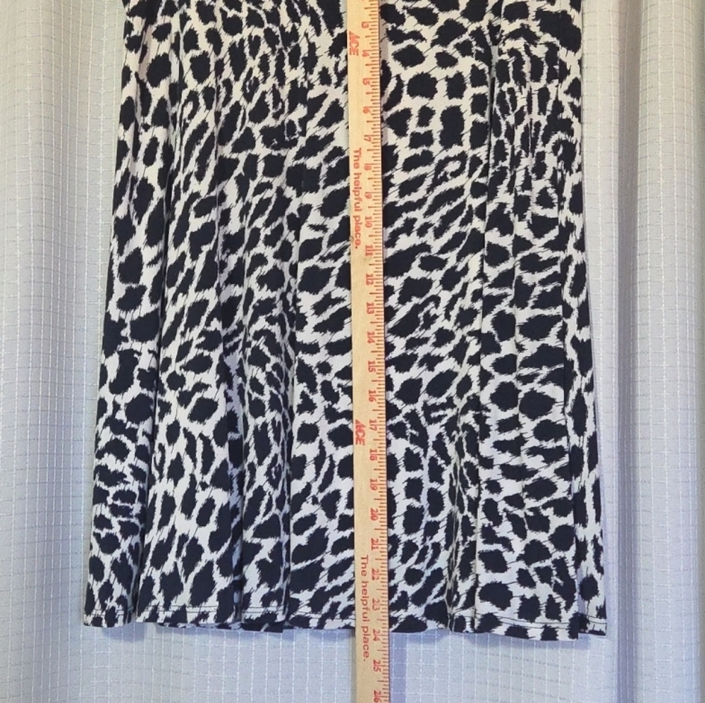 Le Lis Women's Navy +White Animal Print Skirt Sz XL Made In USA - Picture 3 of 7